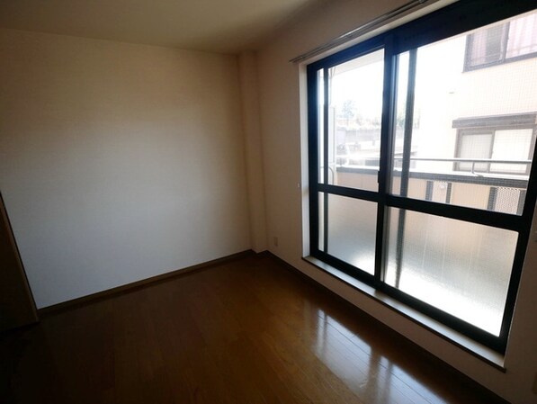 シルクトゥリーの物件内観写真